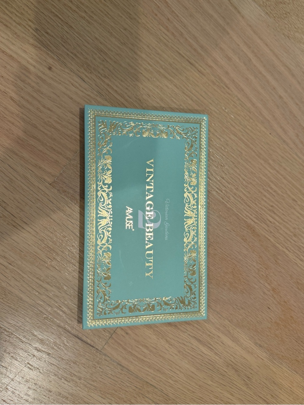 Sealed!!! Muse  vintage  Beauty Eyeshadow Palette - Mint Green